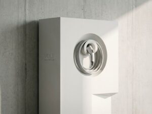 Moderne elektrische laadpaal met wit design en opgerolde kabel tegen betonnen muur in minimalistische stijl